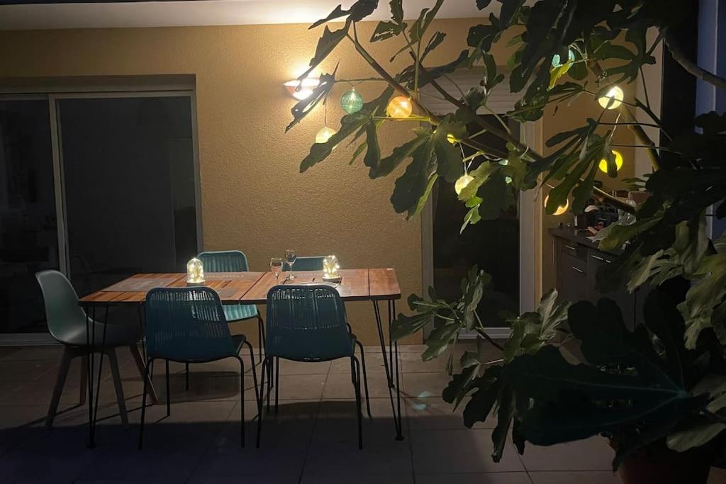 Tres Bel Appartement Contemporain Et Calme Frejus Luaran gambar