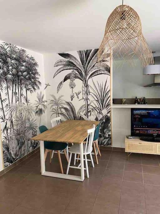 Tres Bel Appartement Contemporain Et Calme Frejus Luaran gambar