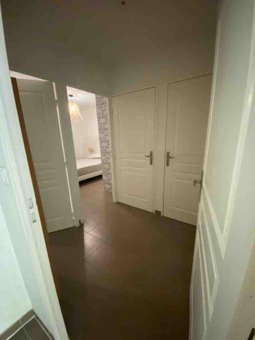 Tres Bel Appartement Contemporain Et Calme Frejus Luaran gambar